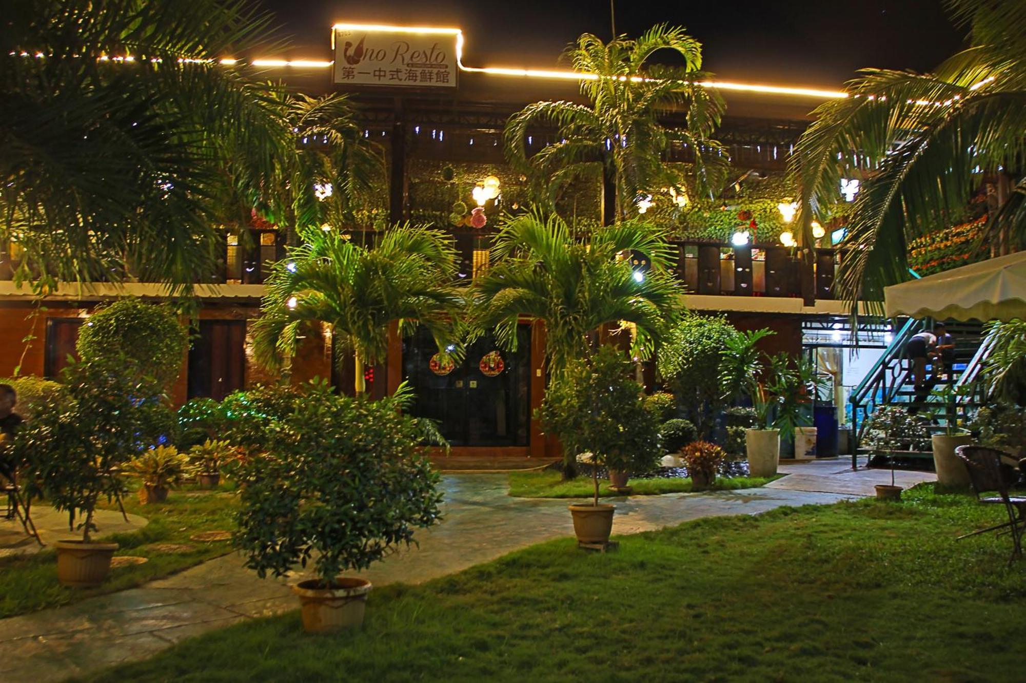 Palawan Uno Hotel Puerto Princesa Exterior foto